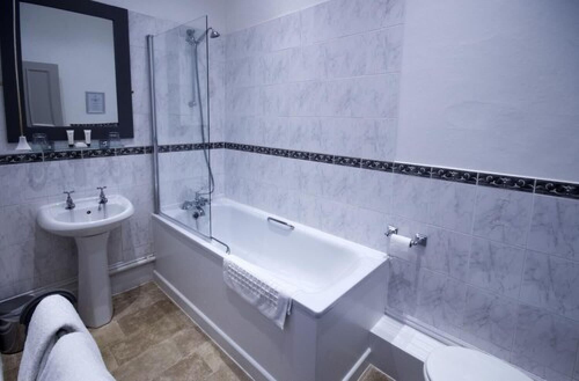 The White Hart Inn Вінчкомб Екстер'єр фото