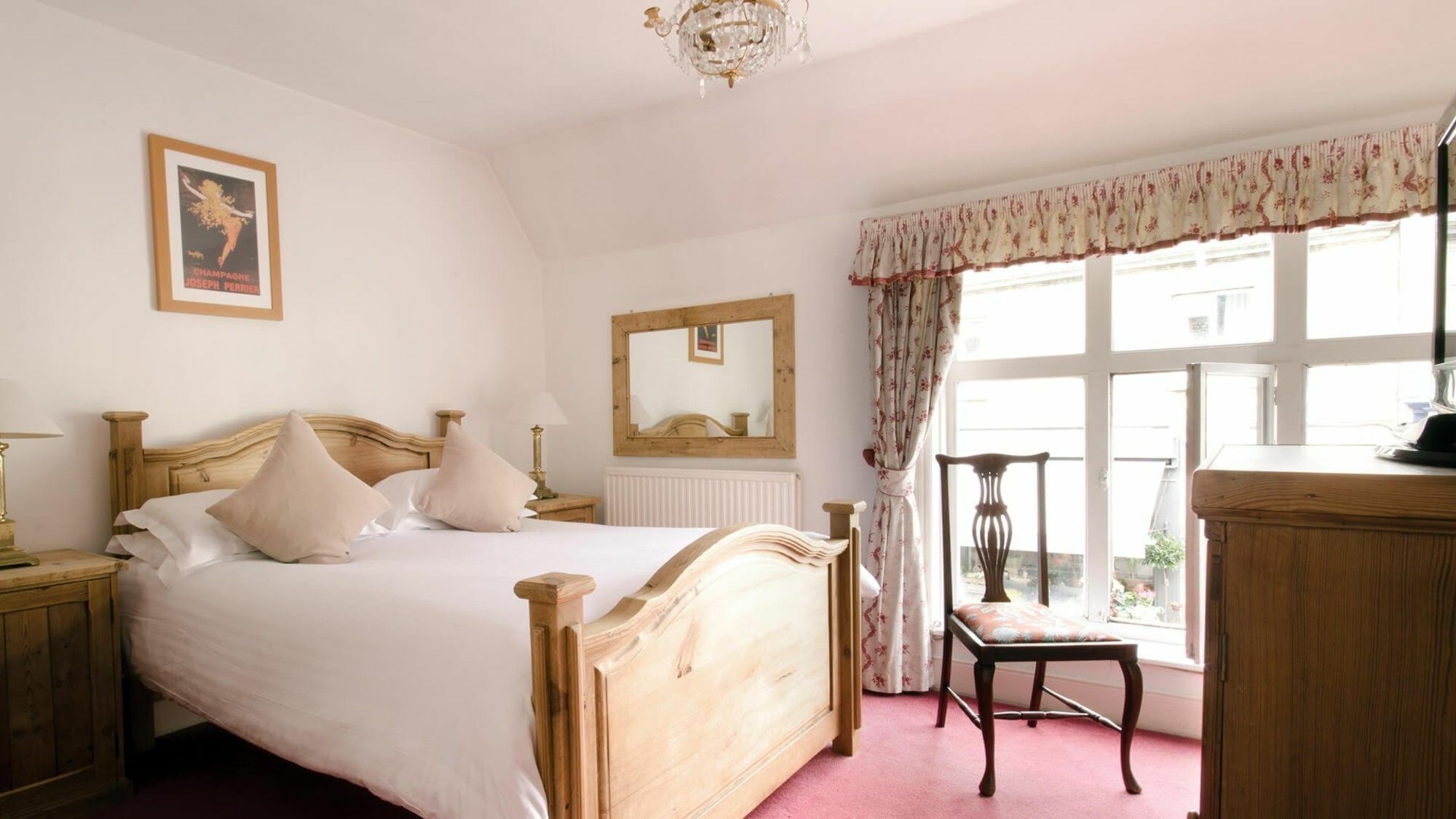 The White Hart Inn Вінчкомб Екстер'єр фото